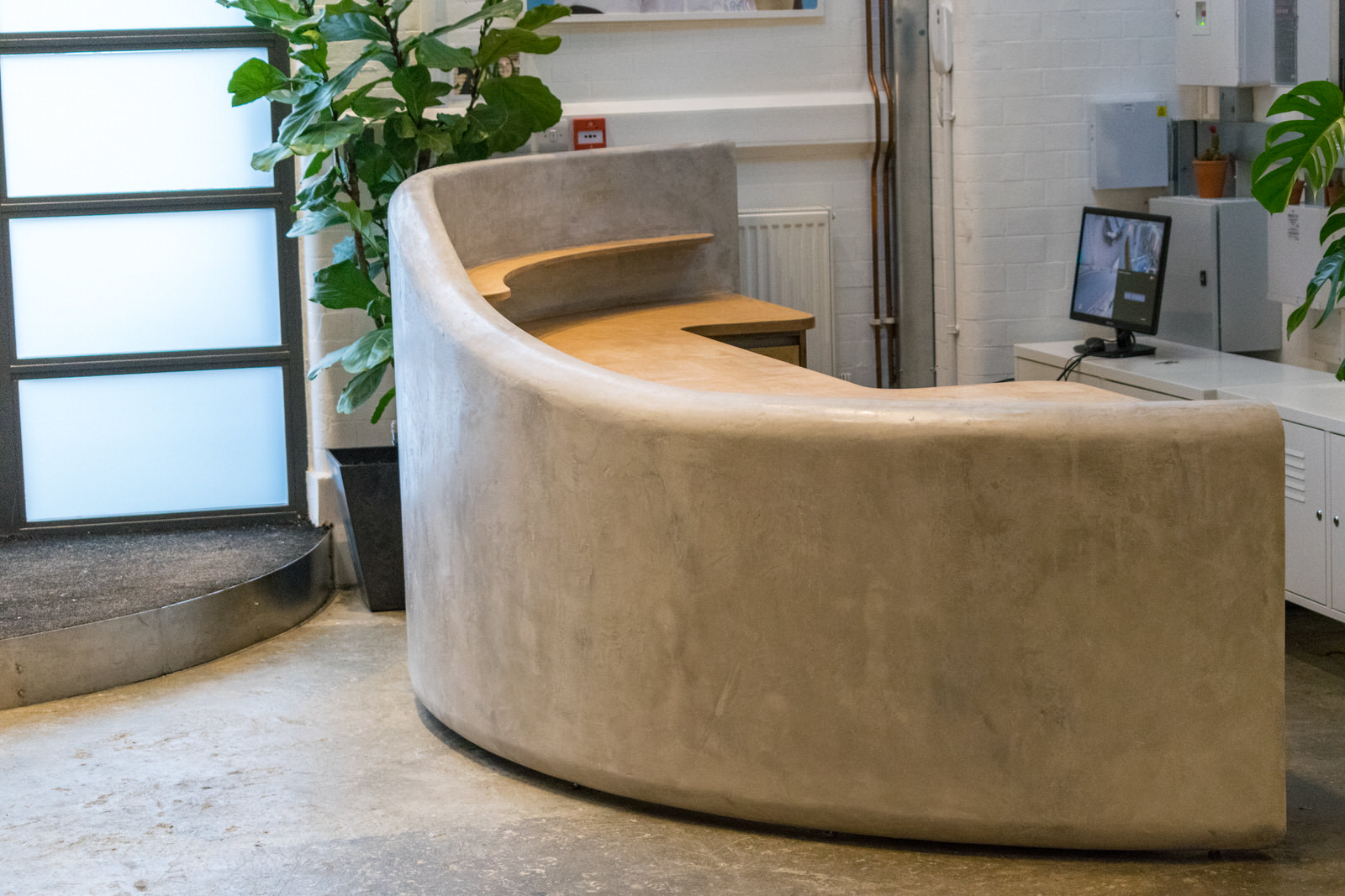 And finally; delivery of the finished piece. We will always do our utmost to deliver on the day of our clients choosing, and carry out any assembly or fitting that may be required in the most unobtrusive way possible. 