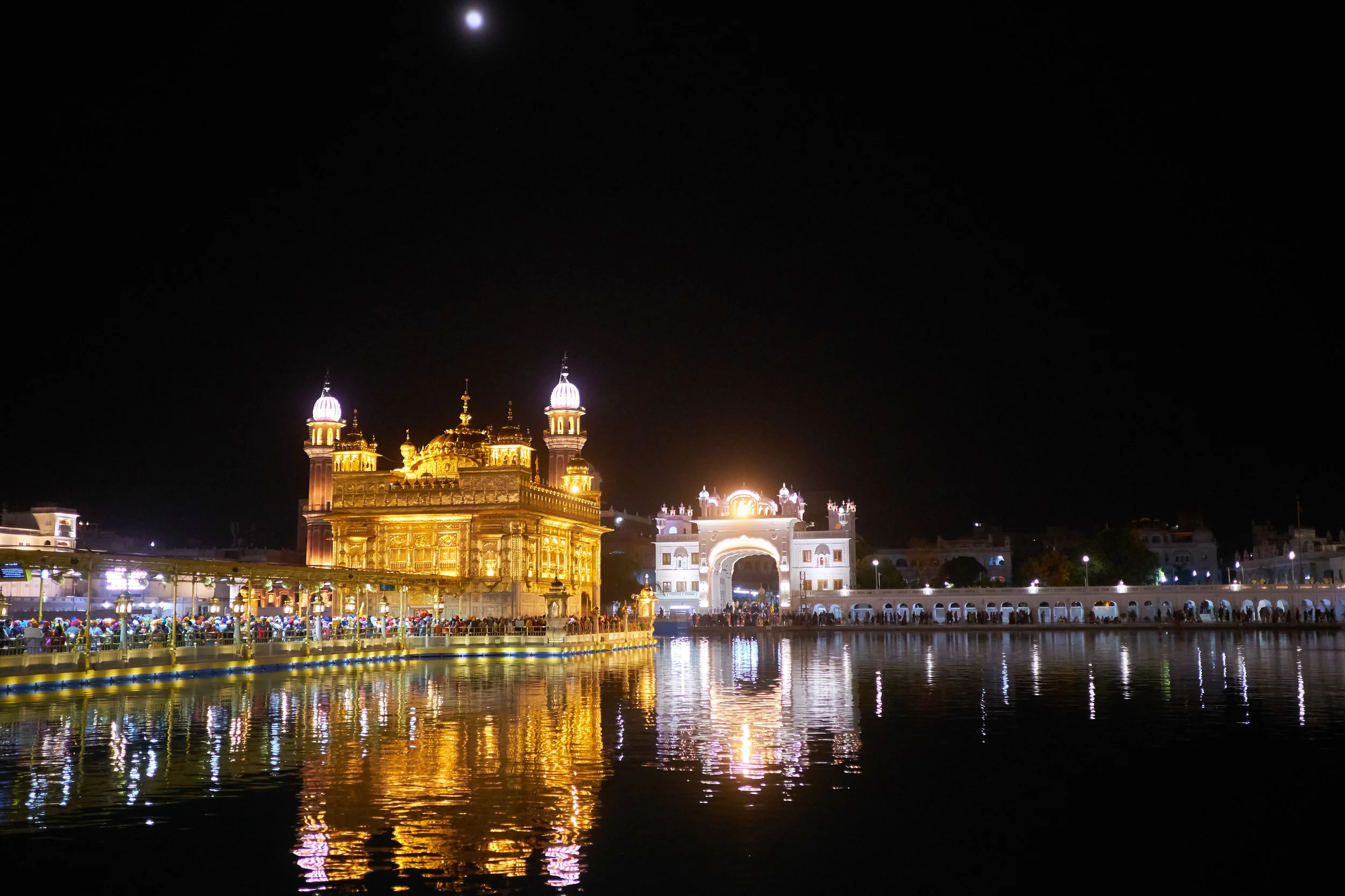 Sri Harmandir Sahib, The Golden Temple at night. Amritsar