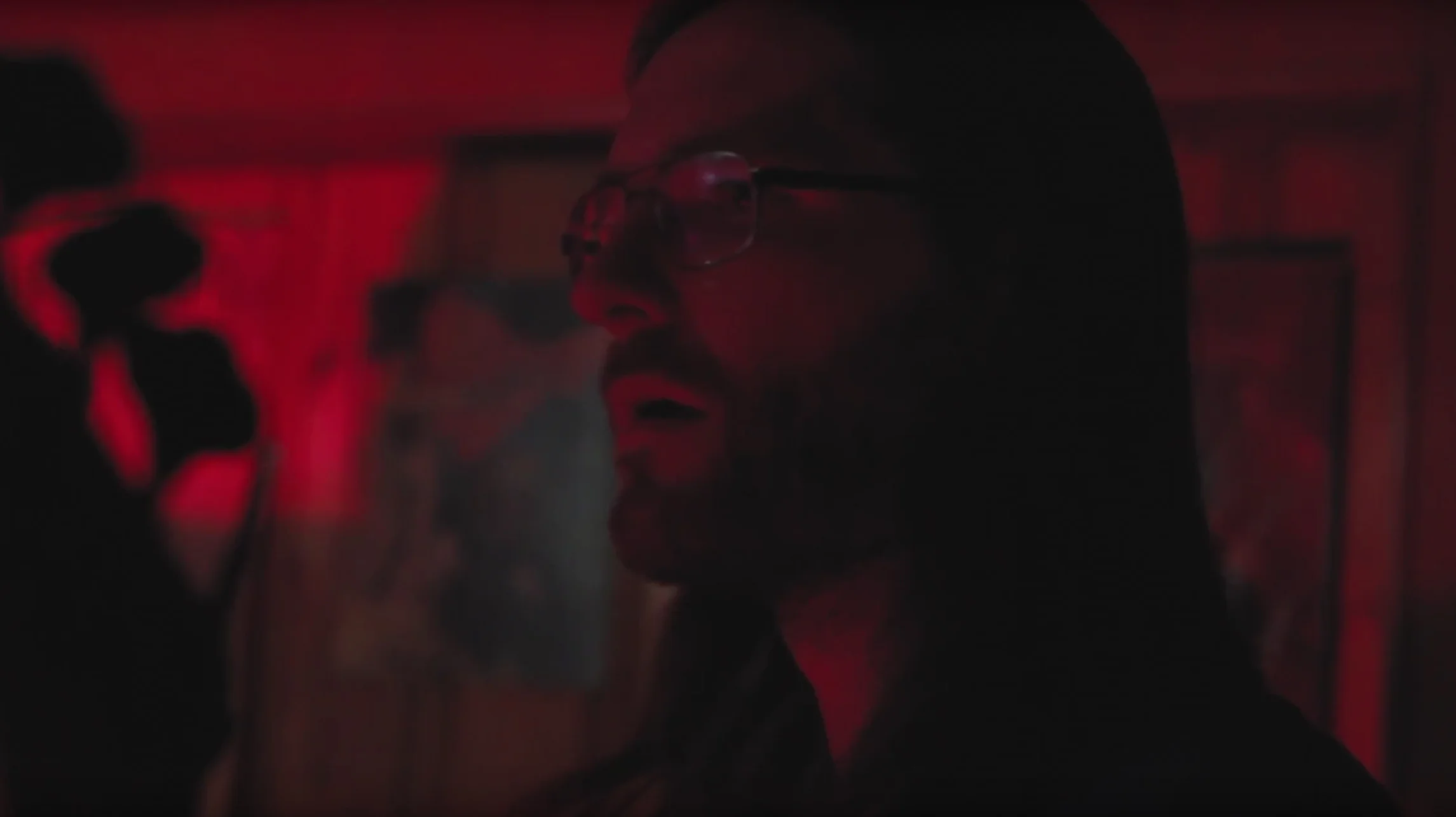 TropicHarbour_MusicVideo_NewLife_6.jpg