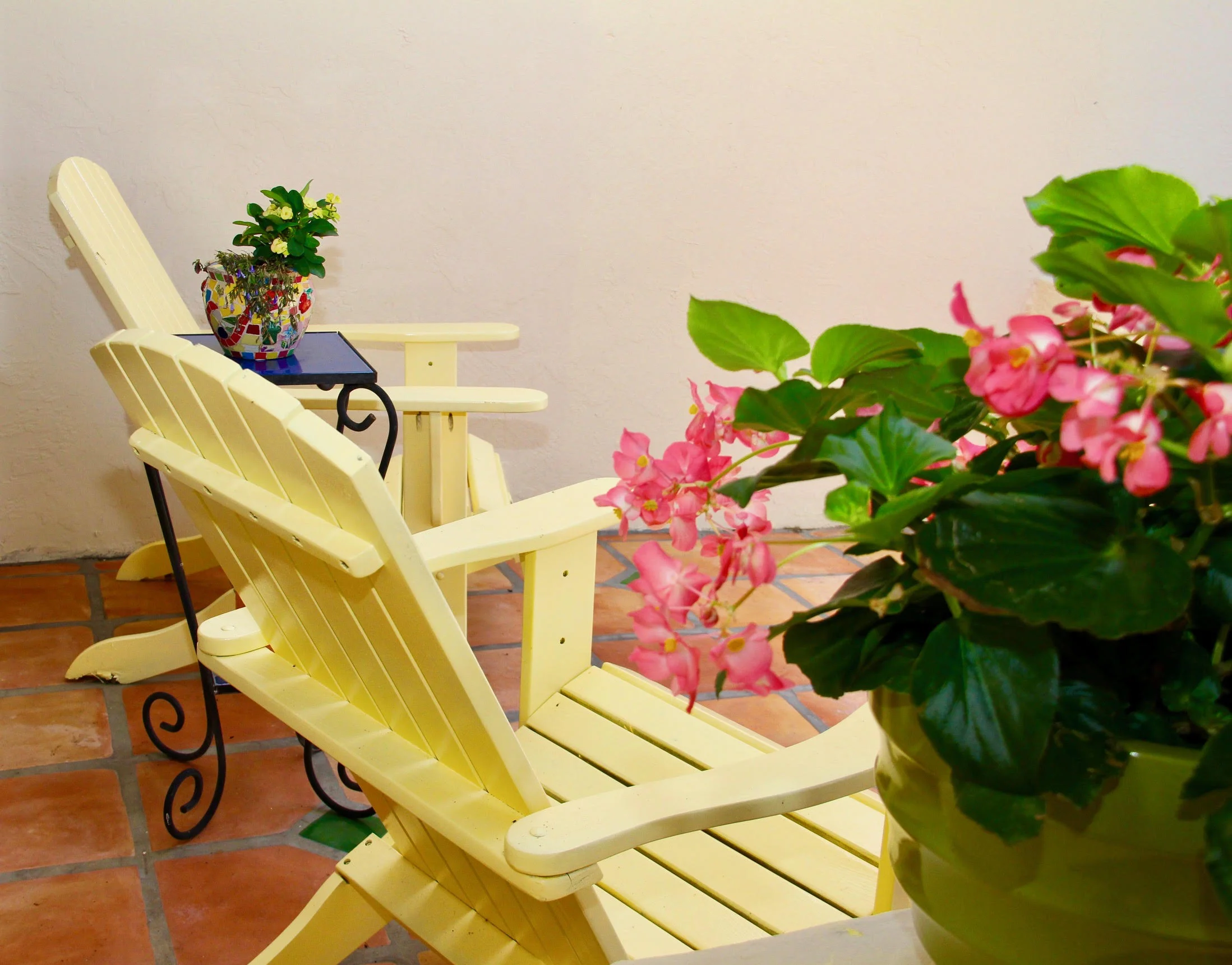 Staging to sell in Delray Beach sun porch