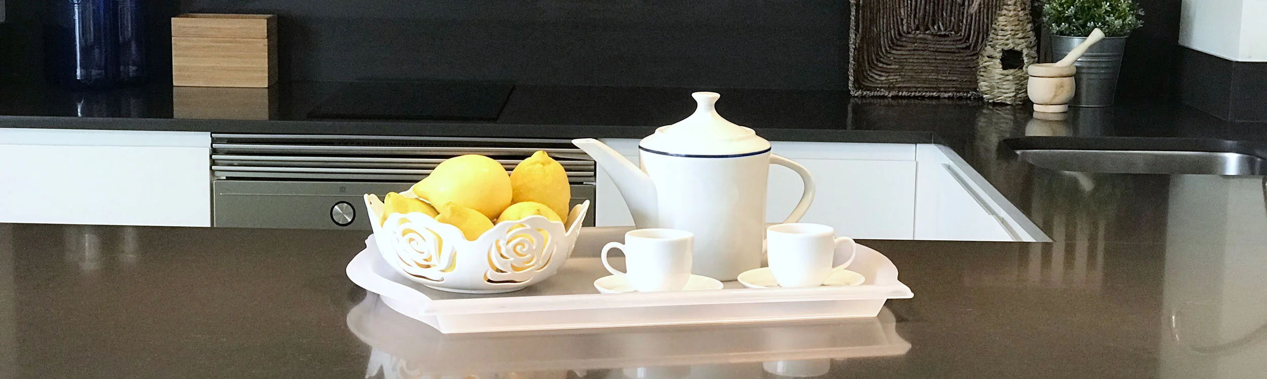 kitchen-lemons-tea-set.jpg