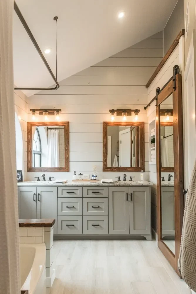 20170910-Modern-Farmhouse-Bathroom-Irwin-Builds.jpg.webp