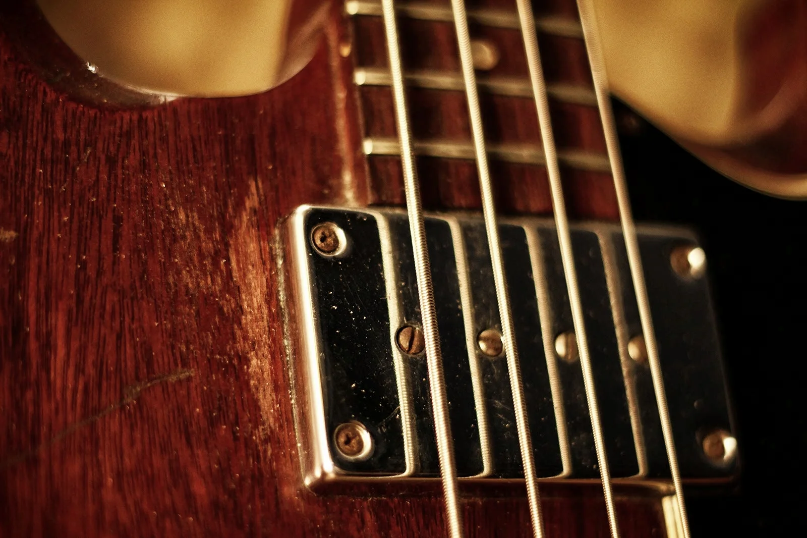 Late 60's Gibson EB-0 - No Spill Bood Album