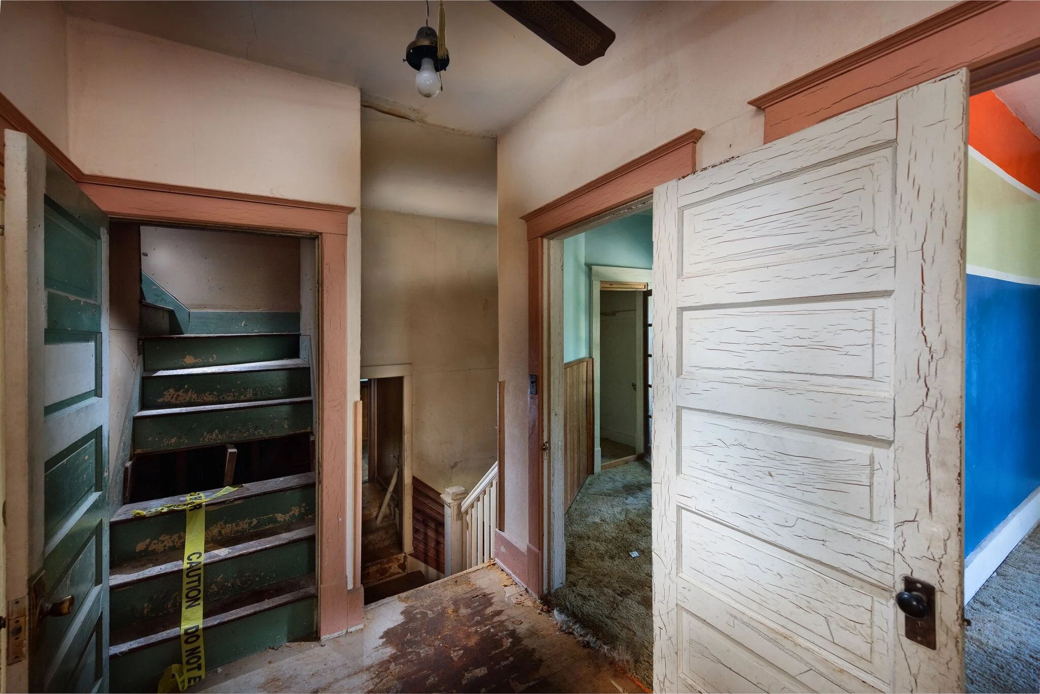 2ND FLOOR HALL.jpg