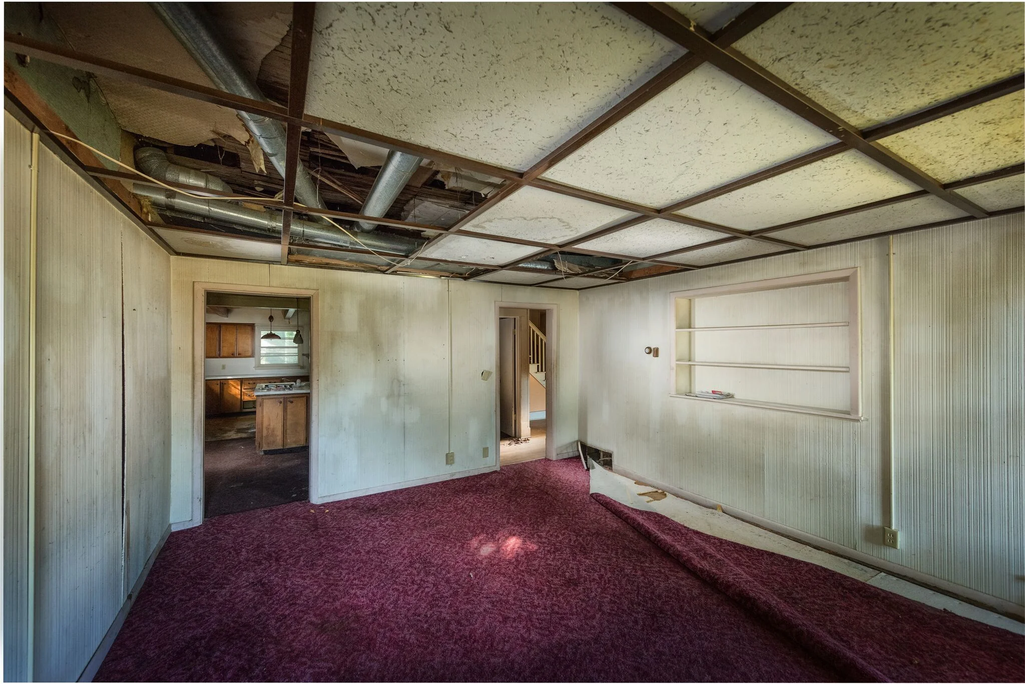 LIVING ROOM.jpg
