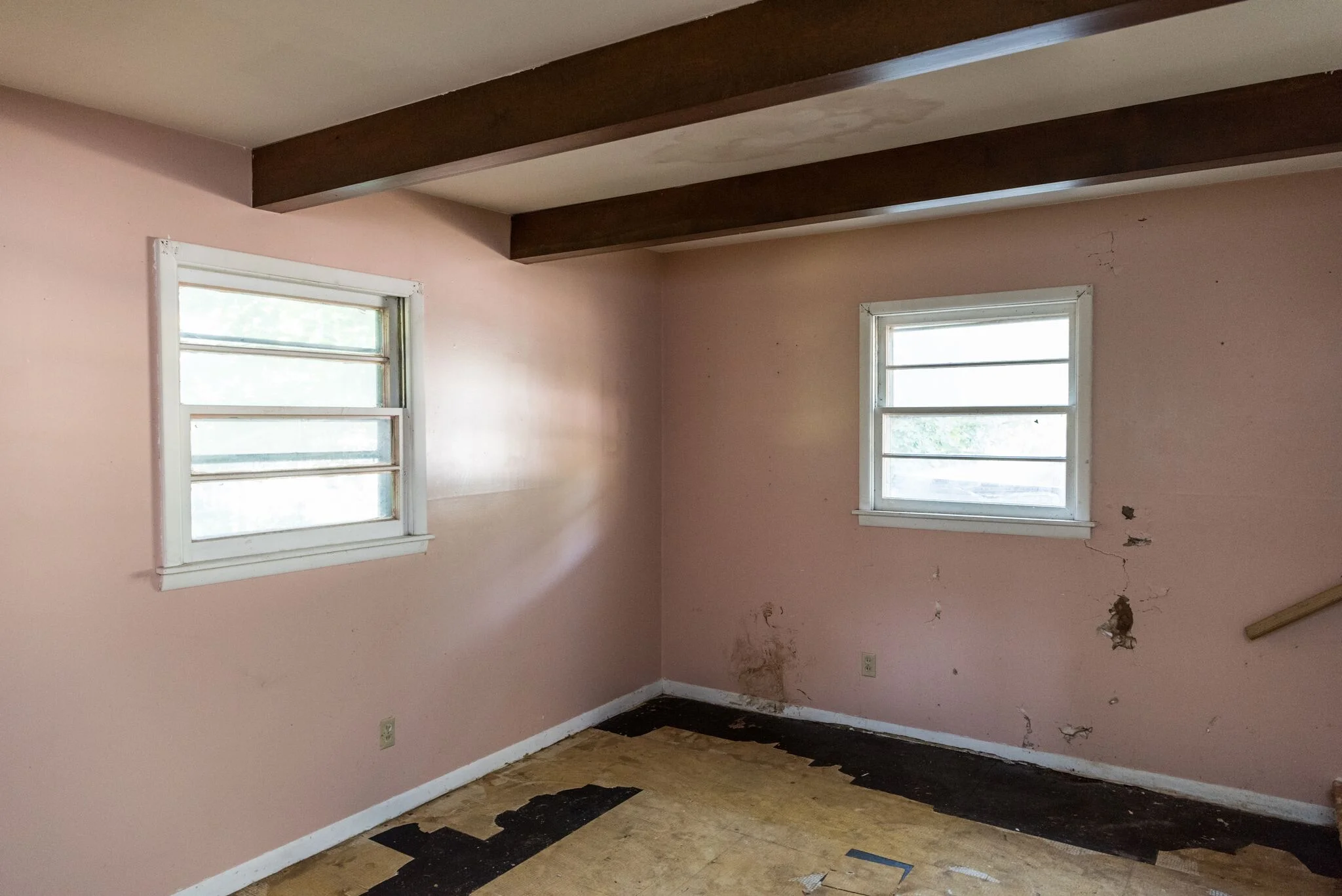 TV ROOM.jpg