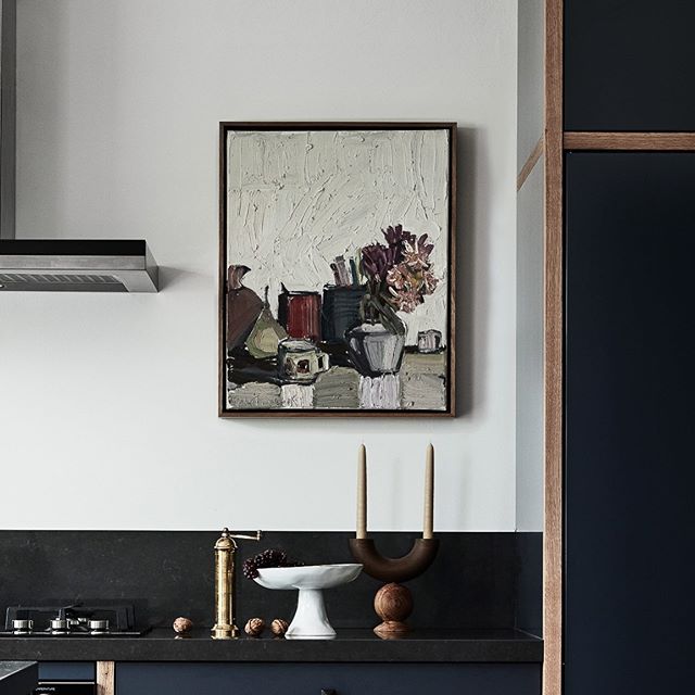 STILL MOMENT || interiors by @dominiquebrammah
Featured in @Insideoutmagazine
Styling @kerrieannjones
Pics by me
.
.
.
.
.
#kitchen #kitchensofinstagram #kitchendesign #interiors #interiorinspo #interiorphotography #mareehomer.photography #interiorst