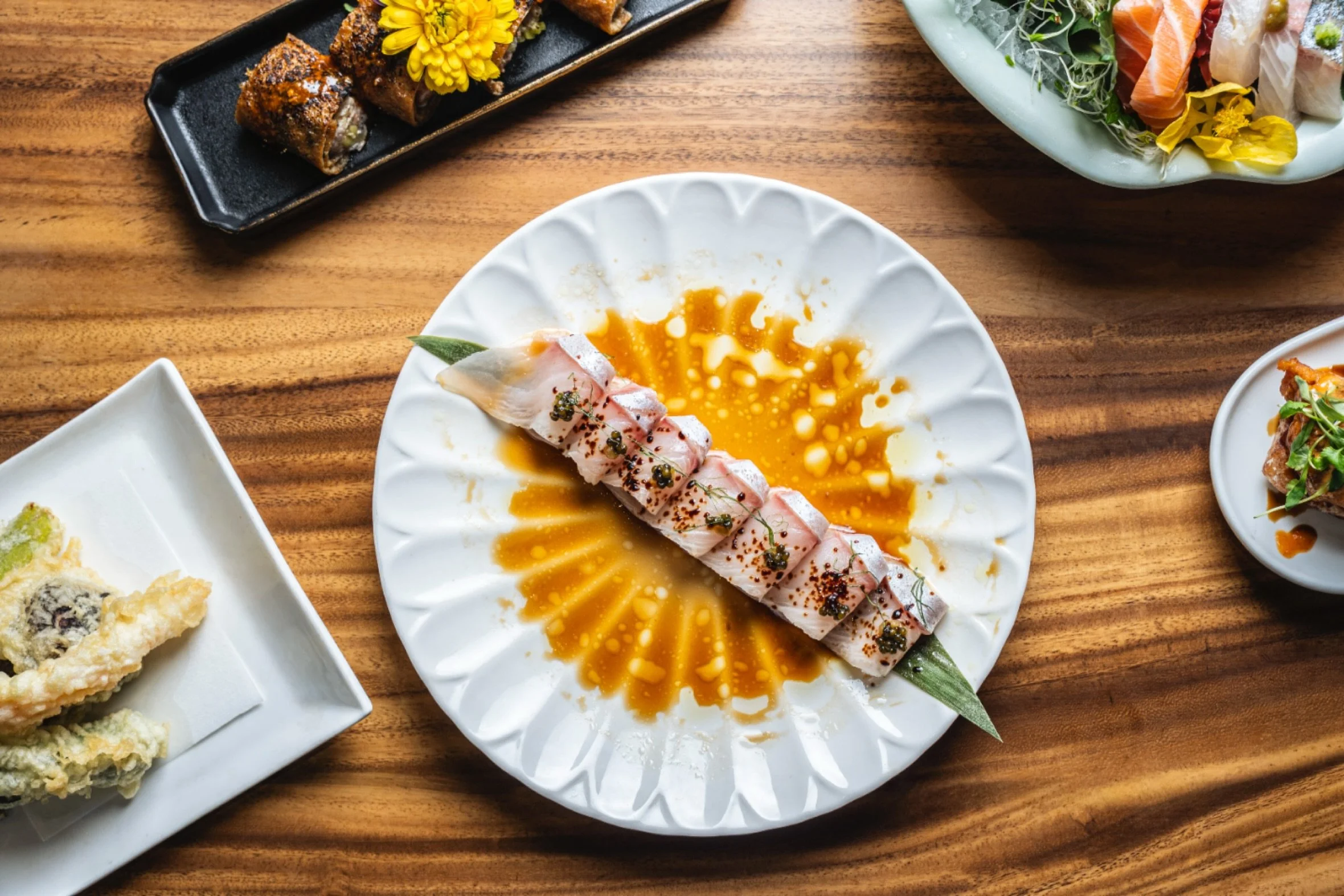 Where premium ingredients meet refined hospitality. ✨ At Izakaya Osen Irvine, indulge in exquisite cuisine, an elegant ambiance, and impeccable service. 💖 Reservations are highly recommended.