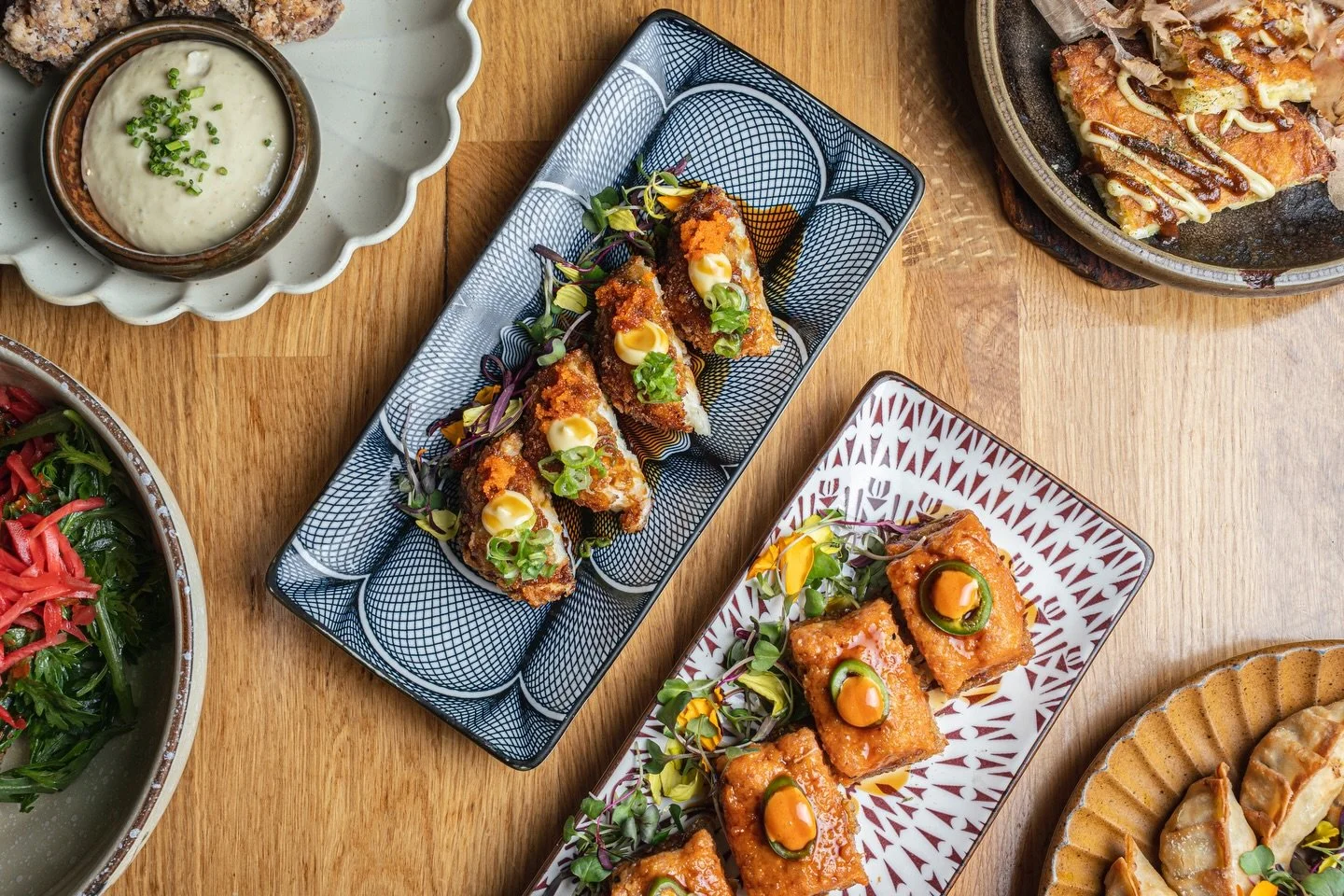 The best meals are meant to be shared. Grab your friends, family, or someone special and enjoy delicious plates, cozy vibes, and plenty of smiles at Izakaya Osen in Silver Lake. Eating is fun, especially together!