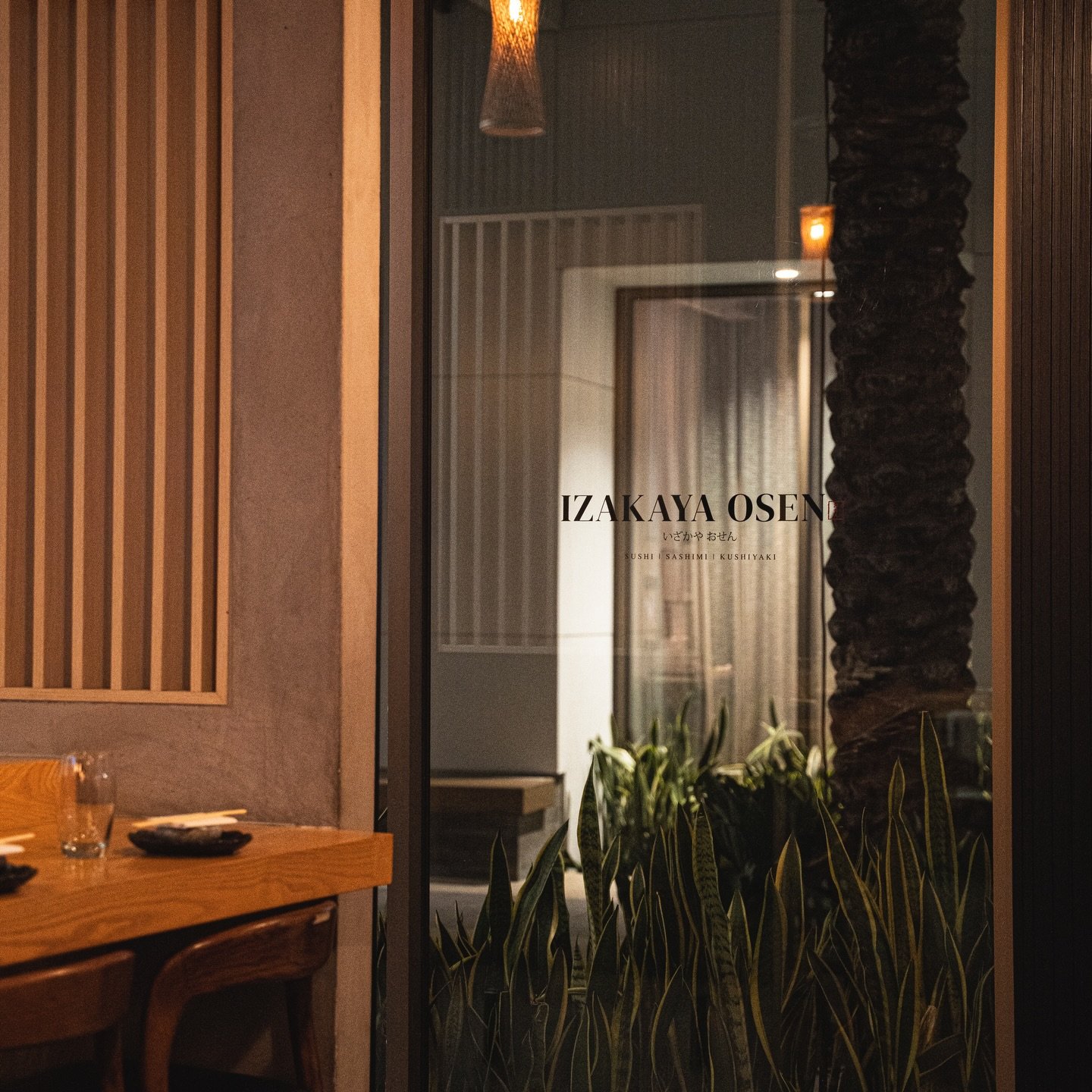 Step into our bar ✨

A space crafted for savoring every sip 🥢 From the warm glow of the lights to the perfect glassware, every detail is designed to elevate your experience. Come unwind, sip expertly made cocktails, and soak in the refined yet cozy 