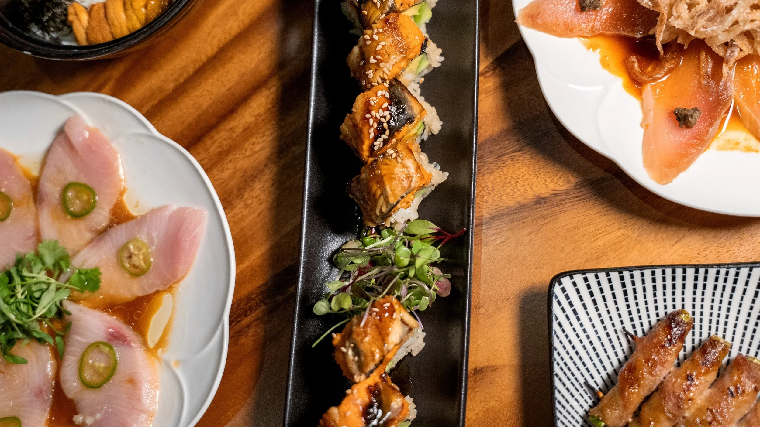 A table built for sharing.

Halibut Crudo. Yuzu Kanpachi. Unagi Roll.

#IzakayaOsen #OsenIrvine #IrvineEats #OrangeCountyFoodie #JapaneseCuisine #HalibutCrudo #YuzuKanpachi #UnagiRoll #Sashimi #OCRestaurants