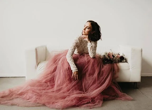 I wanted to throwback to this beautiful studio shoot!! I&rsquo;m typically drawn to wanting to shoot outdoors but there is something so fun about pushing our creativity and exploring different ways to show our artistic side!!