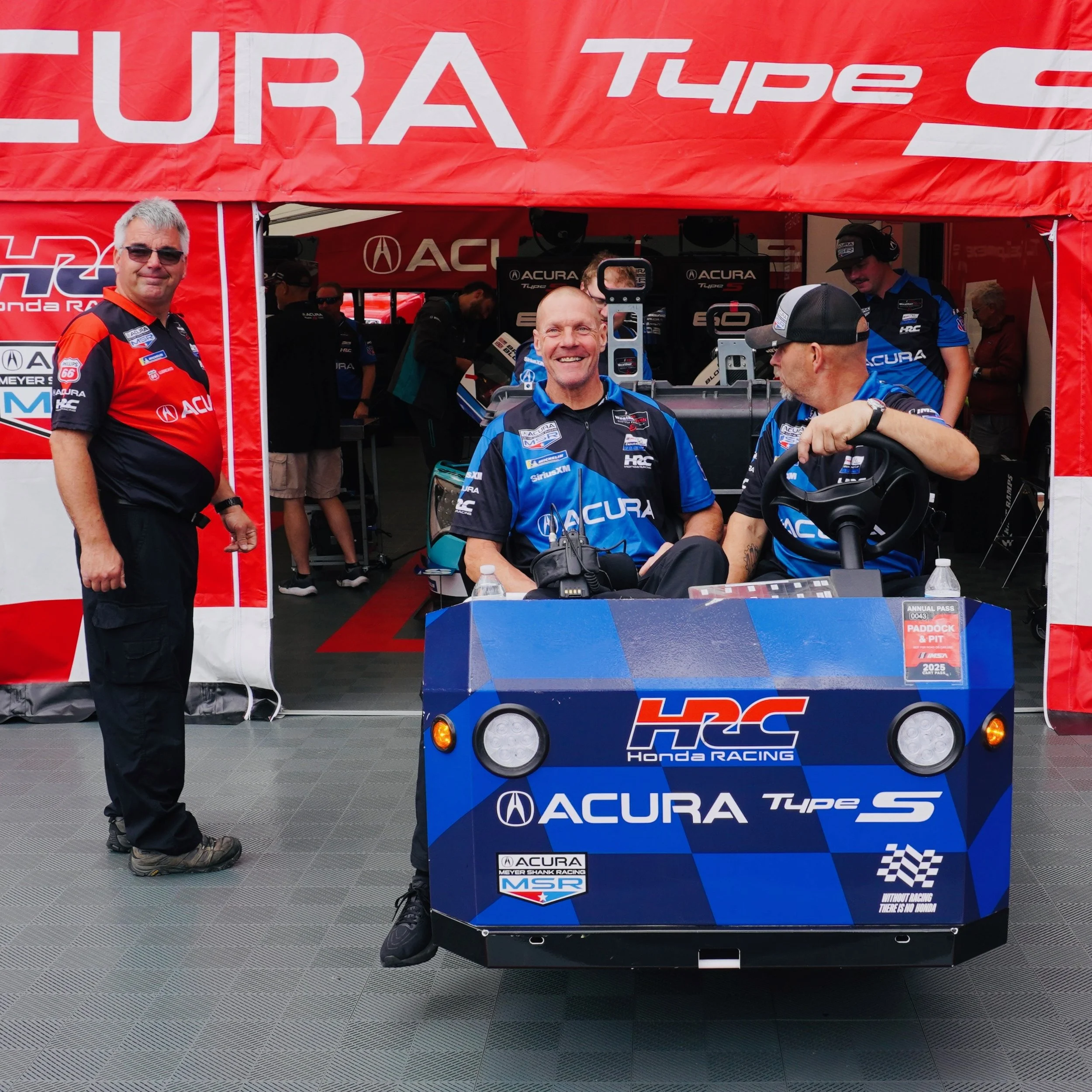 DSC07771--meyer shank crew with perry-center.jpeg