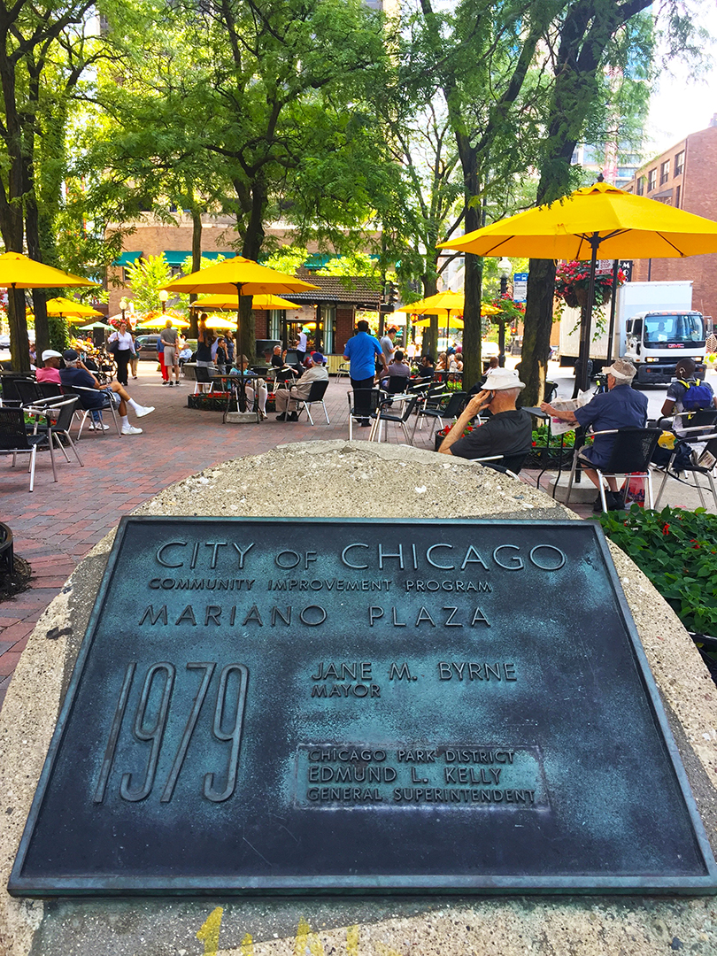Mariano Plaza dedication plaque.