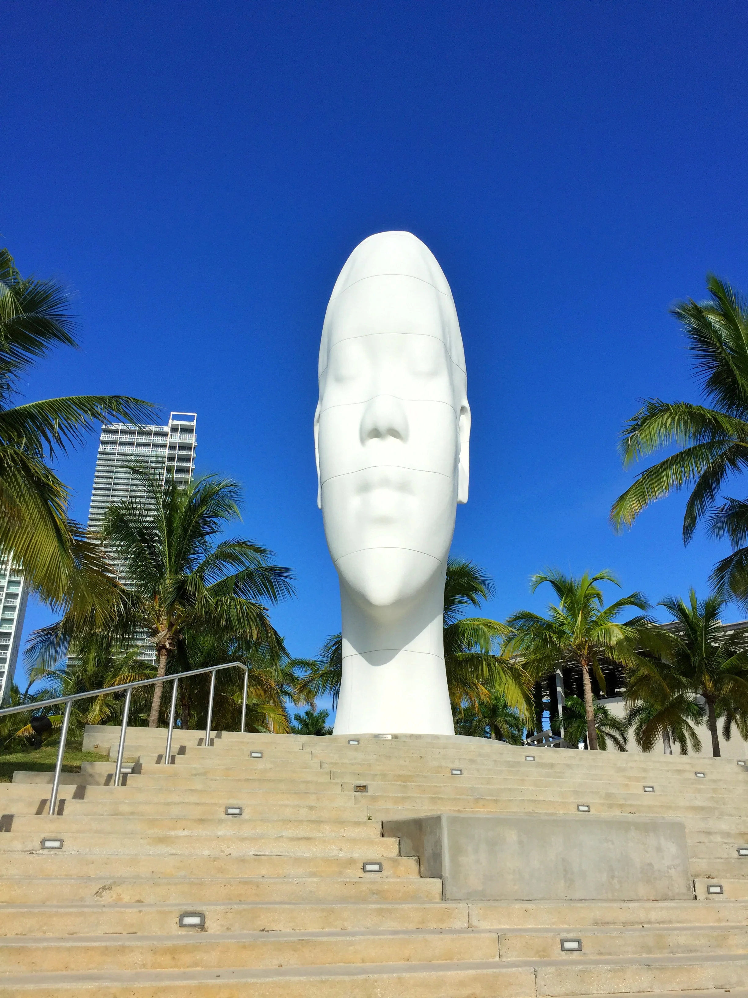 Jaume Plensa’s “Looking Into My Dream, Awilda’, faces Biscayne Bay on the PAMM grounds.