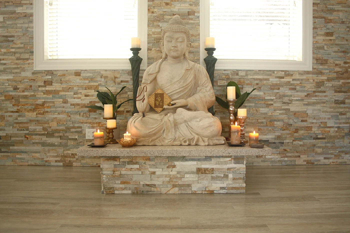 altar.jpg
