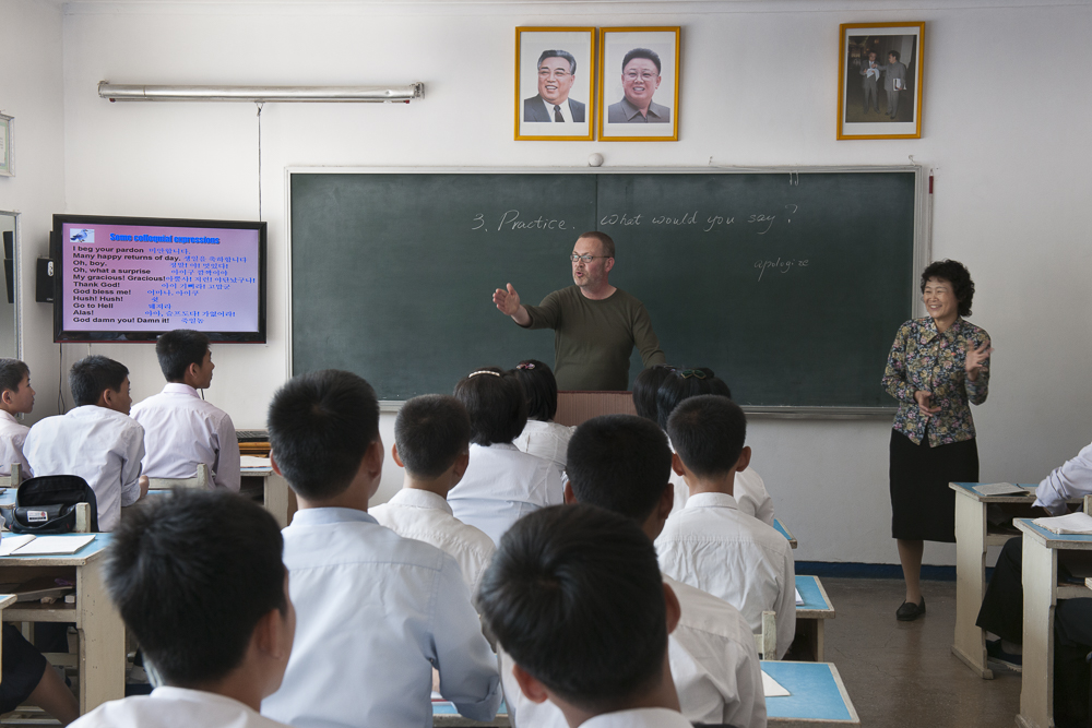 North_Korea_2203_Mark_Edward_Harris_22_Jan_2016_3.jpg