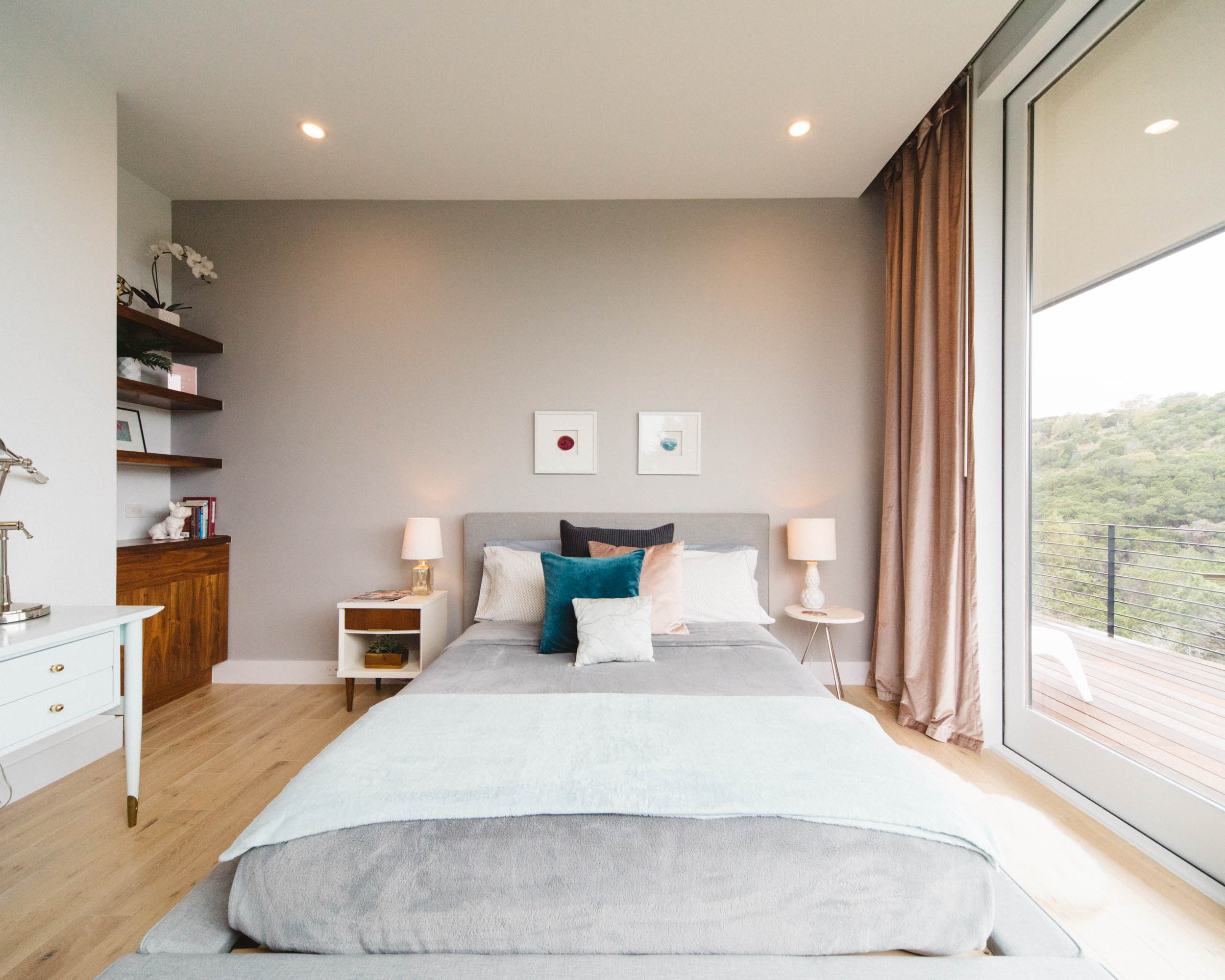website-gallery-airbnb-all-about-views-1.jpg