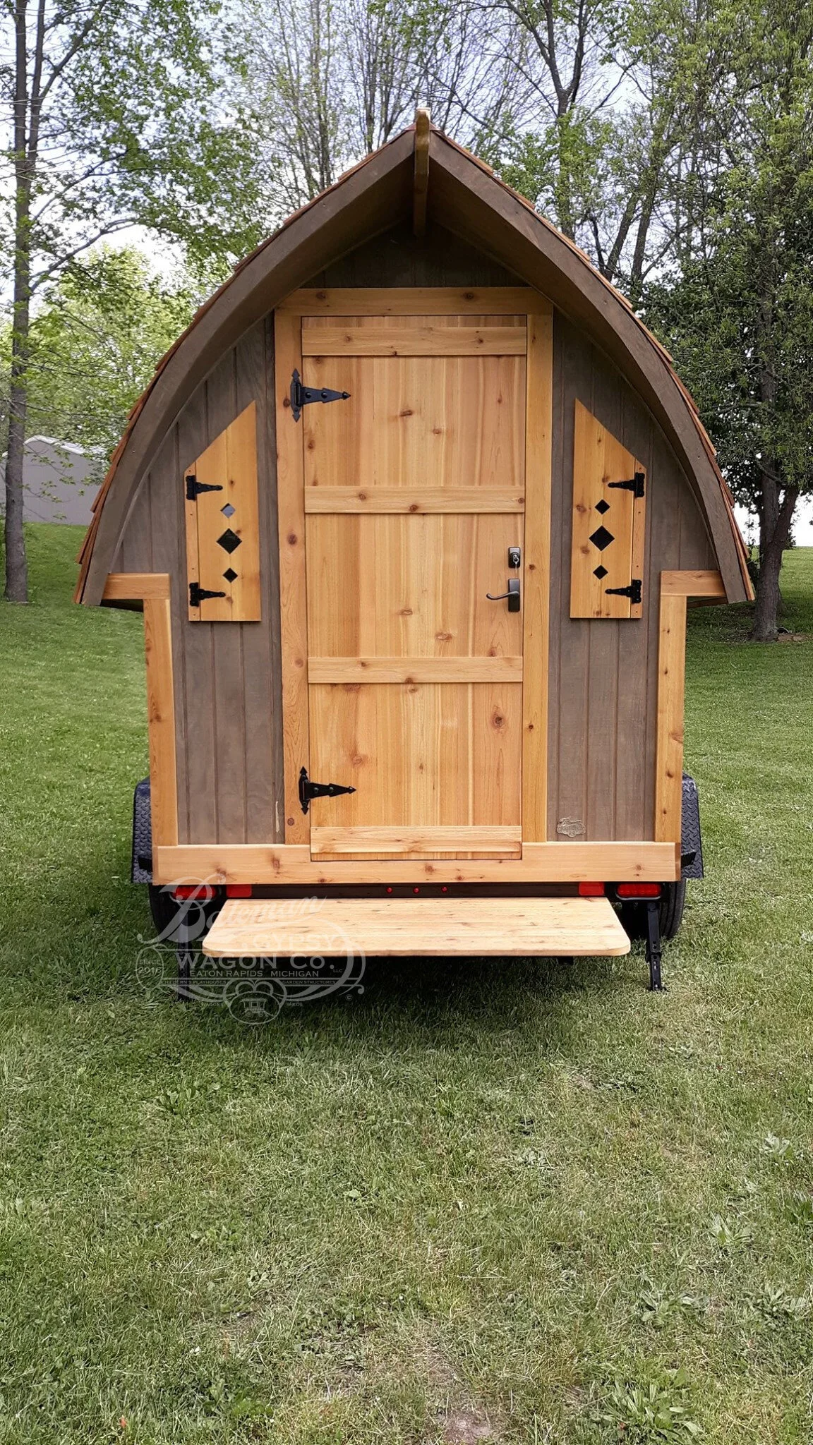 Longhousedoor.jpg