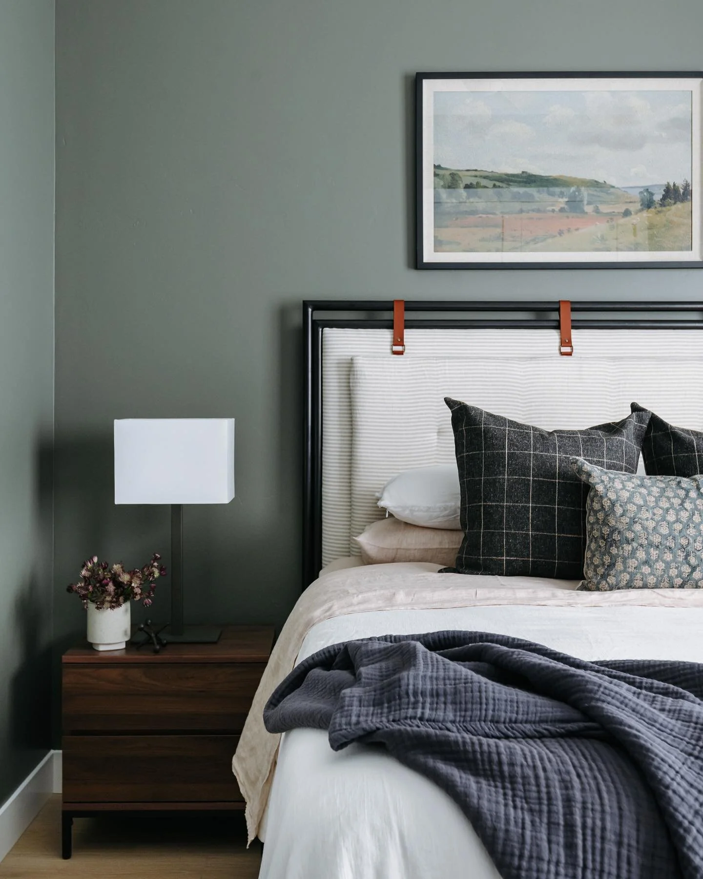 Green goodness 🍀 This paint color is &ldquo;Thunderous&rdquo; by @sherwinwilliams and it&rsquo;s one of my favorites. I love a bold color that still feels neutral and organic.  #bedroominspo #greenpaint #paintcolorinspo #aesthetichome