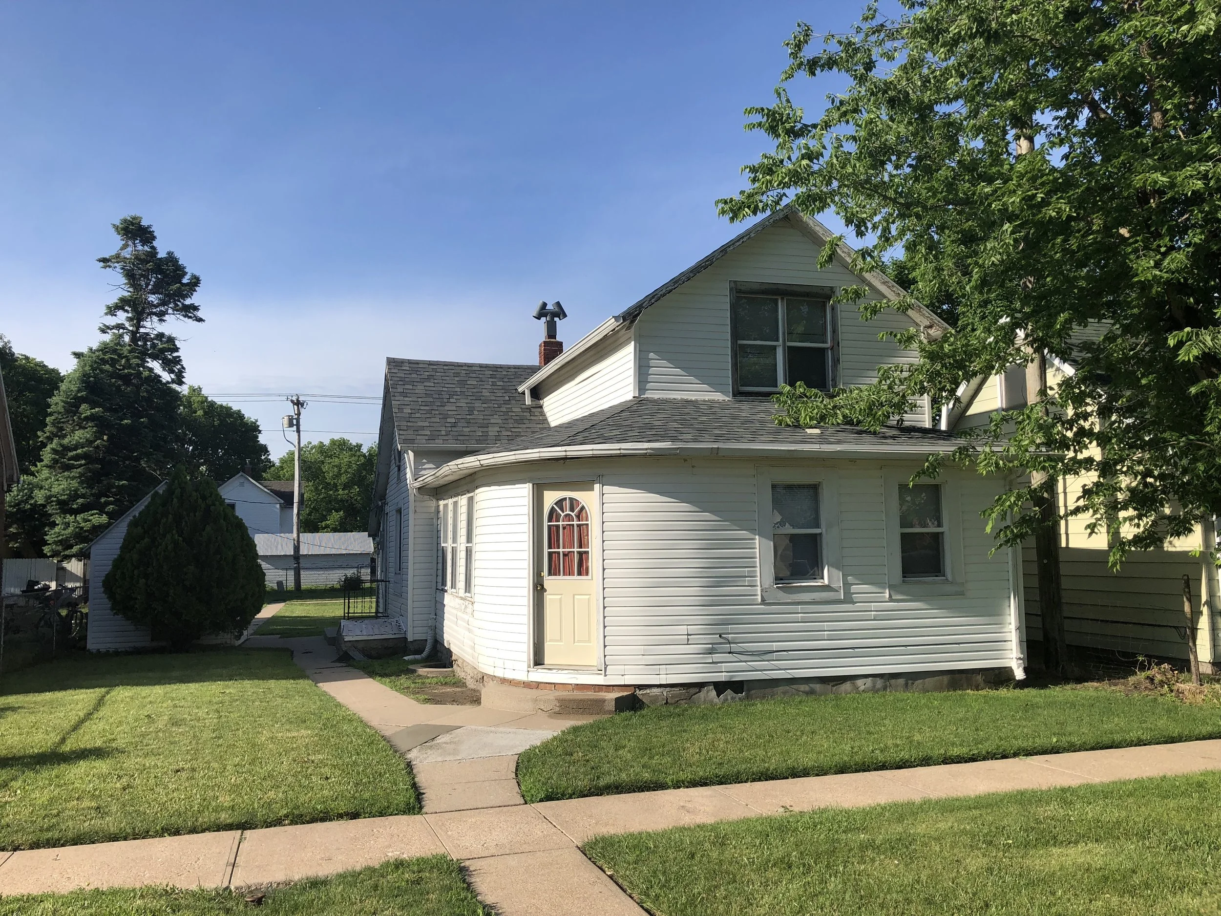 517 East 12th St - Schuyler