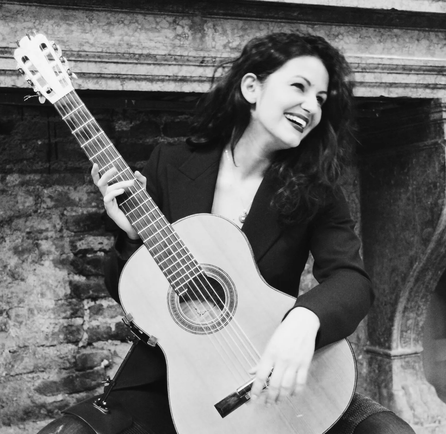 Guitarist Eni Lulja