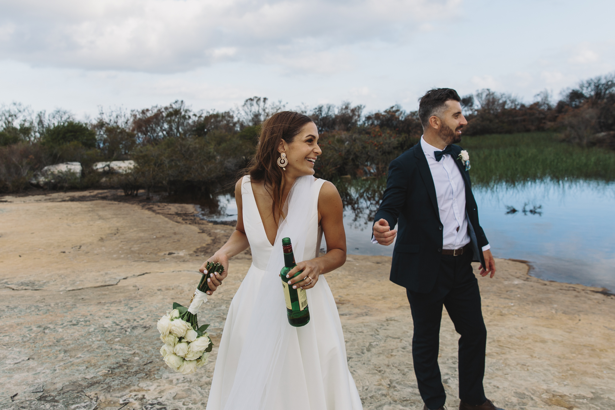 DLT_Laura+Andrew_SneakPeek(Web)-7.jpg