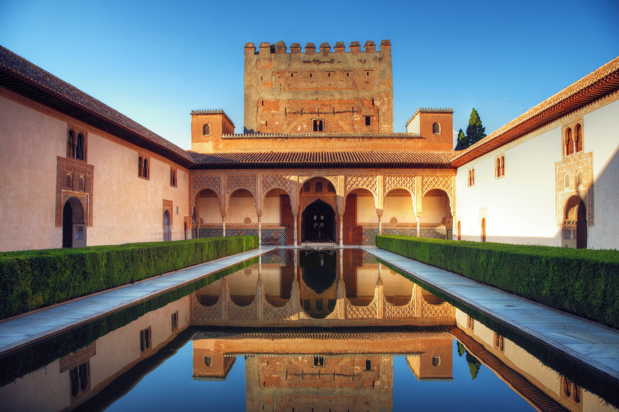 Alhambra-palace,-Granada,-Spain-178040088_1255x837.jpeg