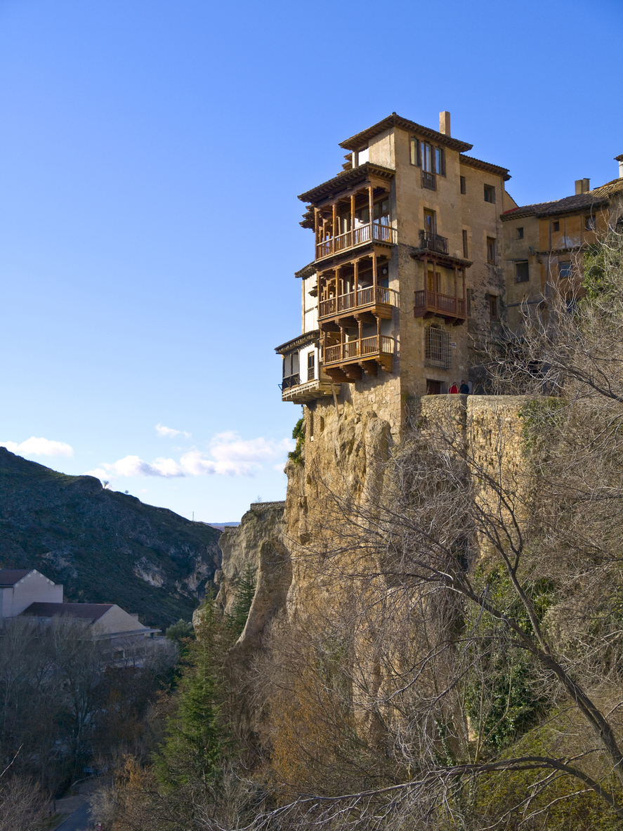 Casas-Colgadas-(Hanging-Houses)-in-Cuenca-118925396_889x1185.jpeg