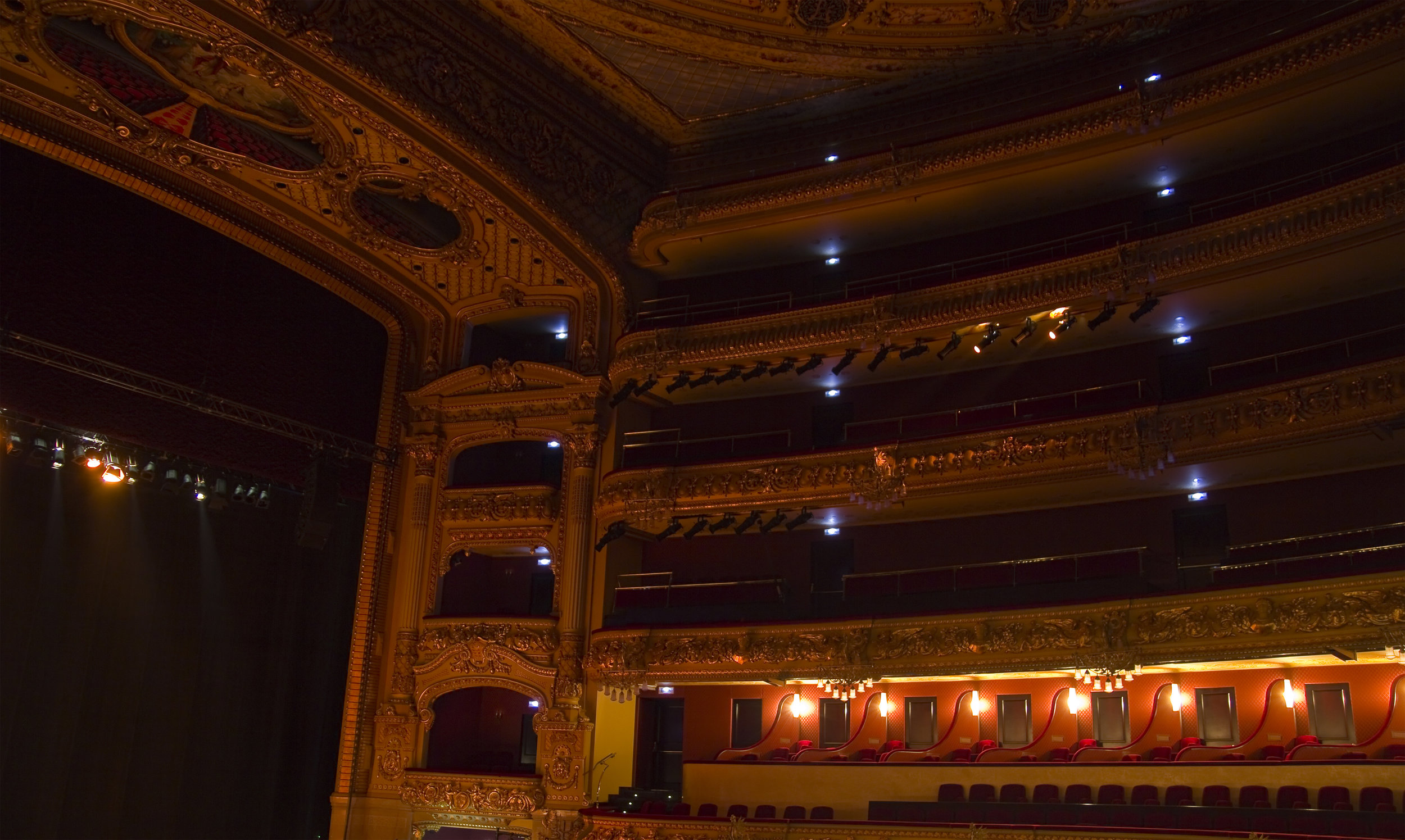 Boxes-of-Teatro-Liceu,-Barcelona,-155856814_4000x2392.jpeg