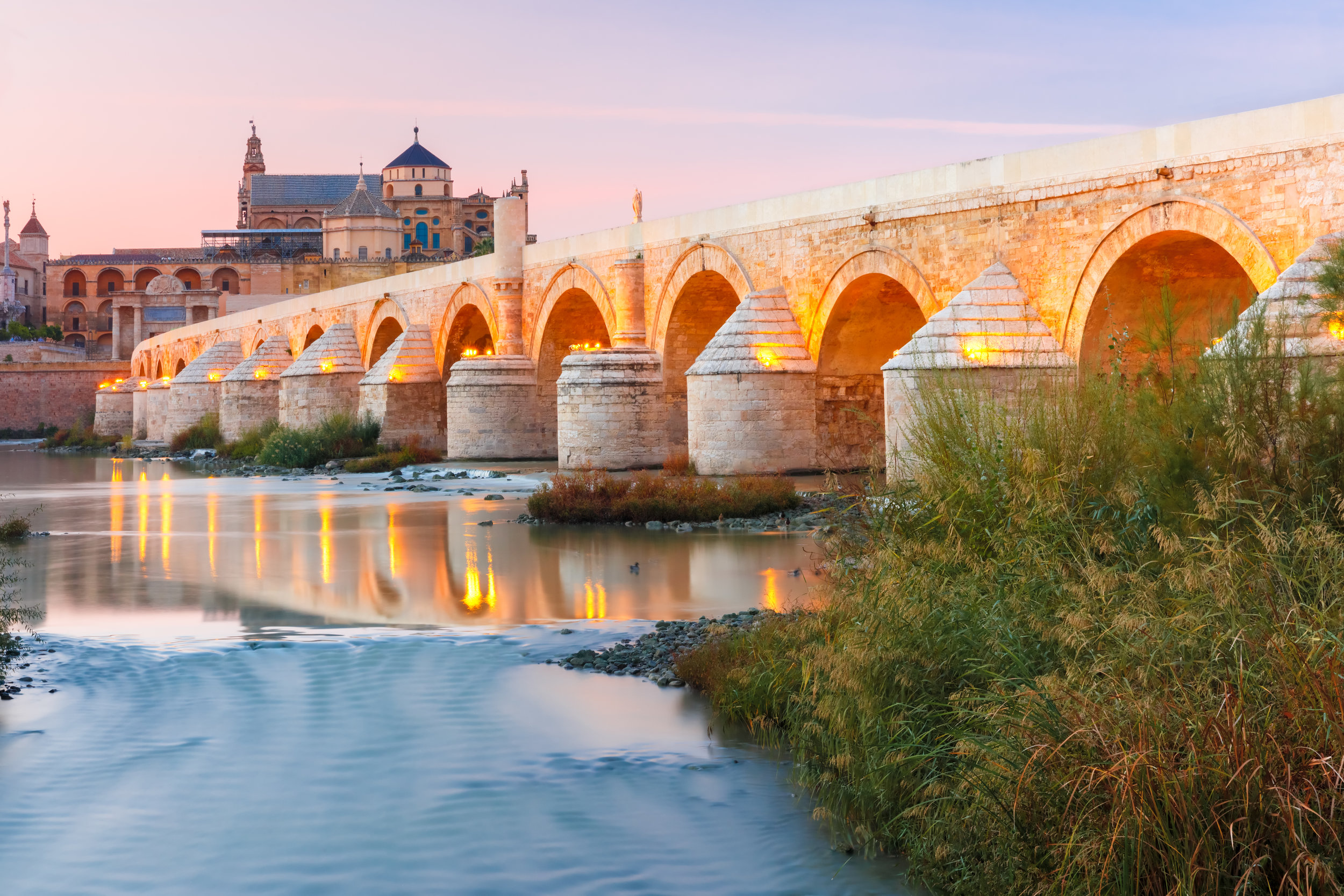 Mezquita-and-Roman-bridge-in-Cordoba,-Spain-626967064_5617x3745.jpeg