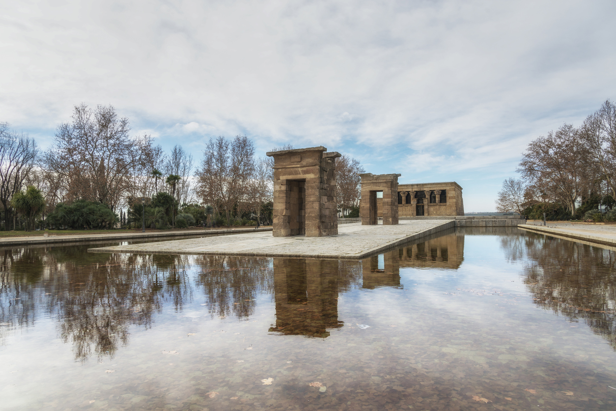 Debod-temple-in-winter.-Madrid,-Spain-905968632_1256x838.jpeg