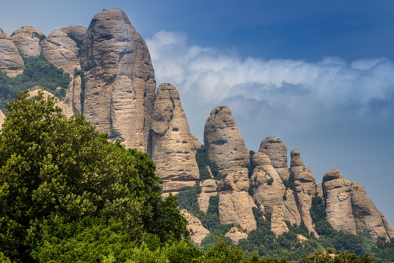 Montserrat-green-rocks-near-the-Montserrat-abbey,-Catalonia-825972638_1258x839.jpeg