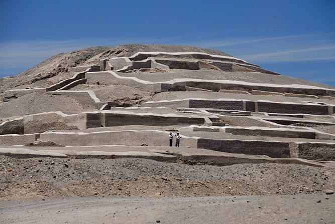 cahuachi pyramids 1.jpg