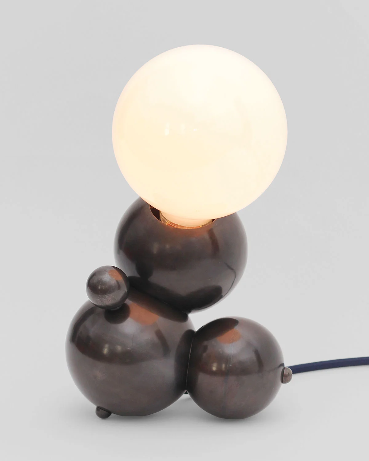 Bubbly_01-LG-Table_ORB-01.web.jpg