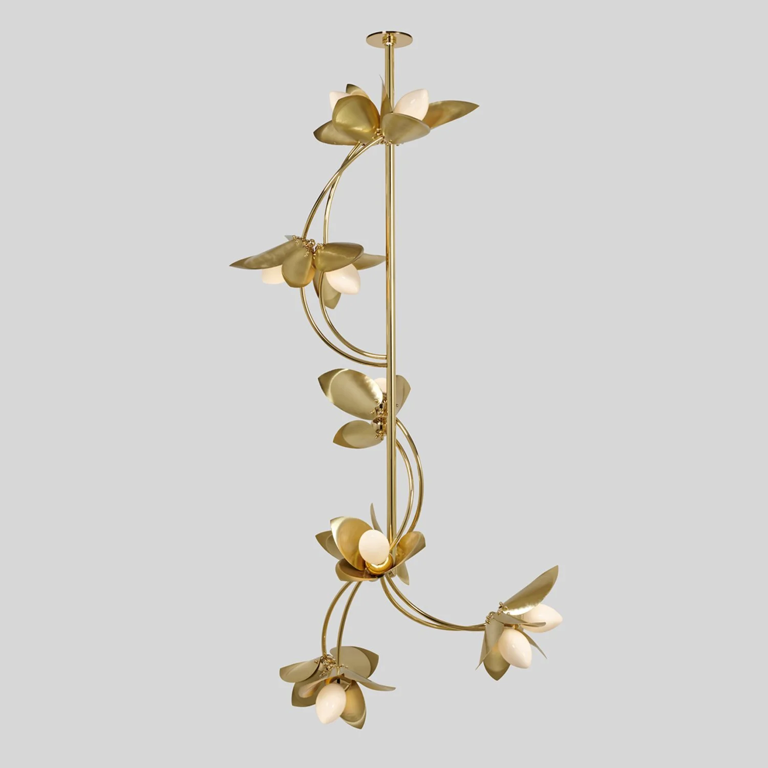 Laurel Garland 11 Totem Chandelier
