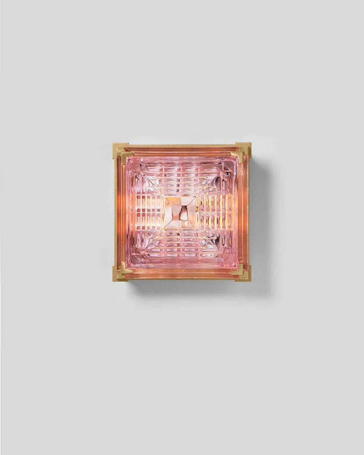 Jewel Block Wallmount 01