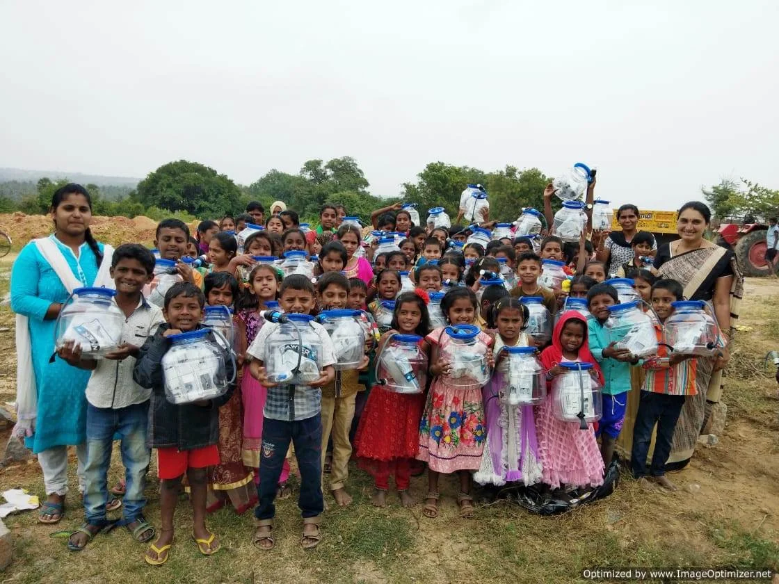 Sawyer water purification kits provided to children and their families by Salt of the Earth donations.