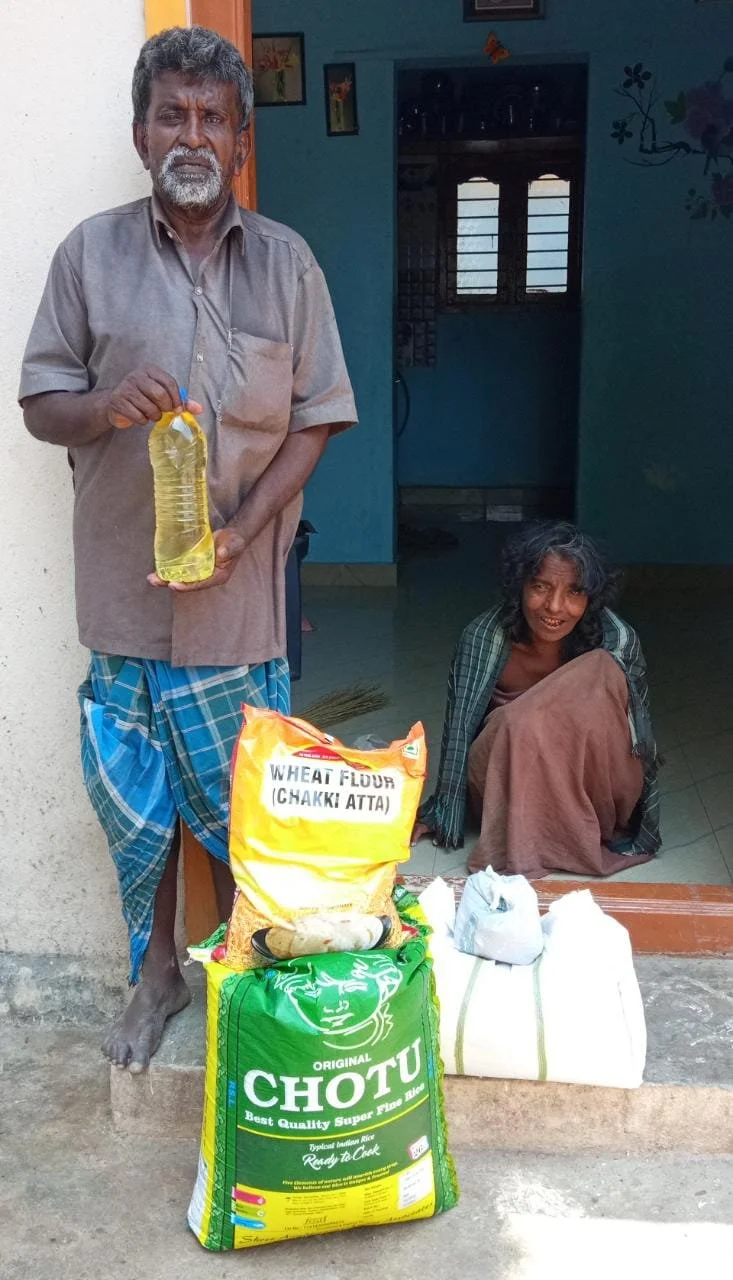 Velan from Kukalpalli - with wife Selvi.jpg