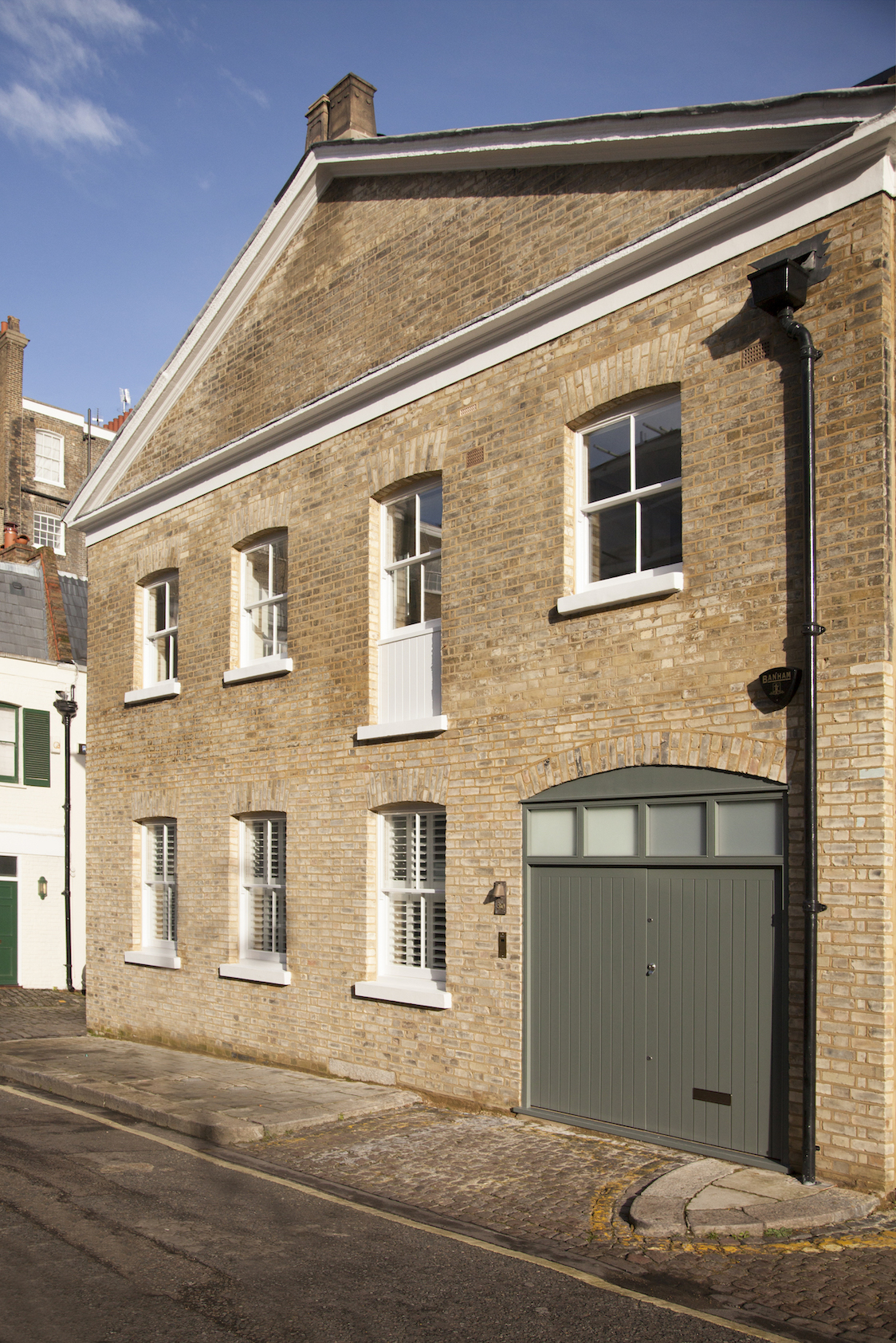 Eccleston Square Mews