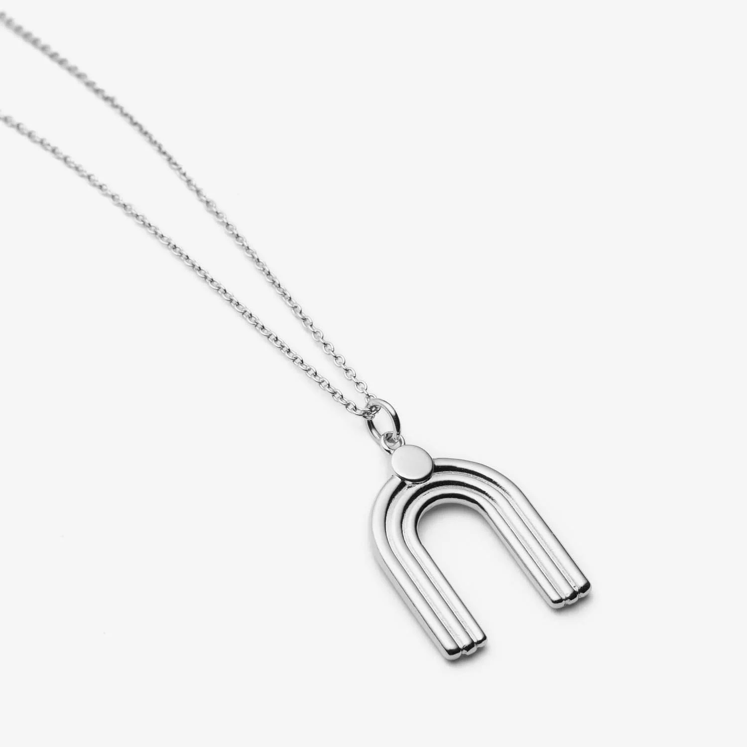 arc-en-ciel.argent.collier resplendissante.jpg