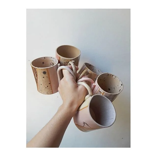 A fistful of mugs headed to Denver @meekvintage #curioisclay #artobject #muglove