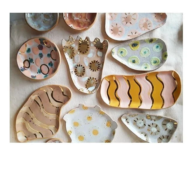 For anyone who wanted to see the finished products from that kiln shot a few weeks ago. 🔮 #curioisclay #treasuredish #ooak #artobject #goldluster