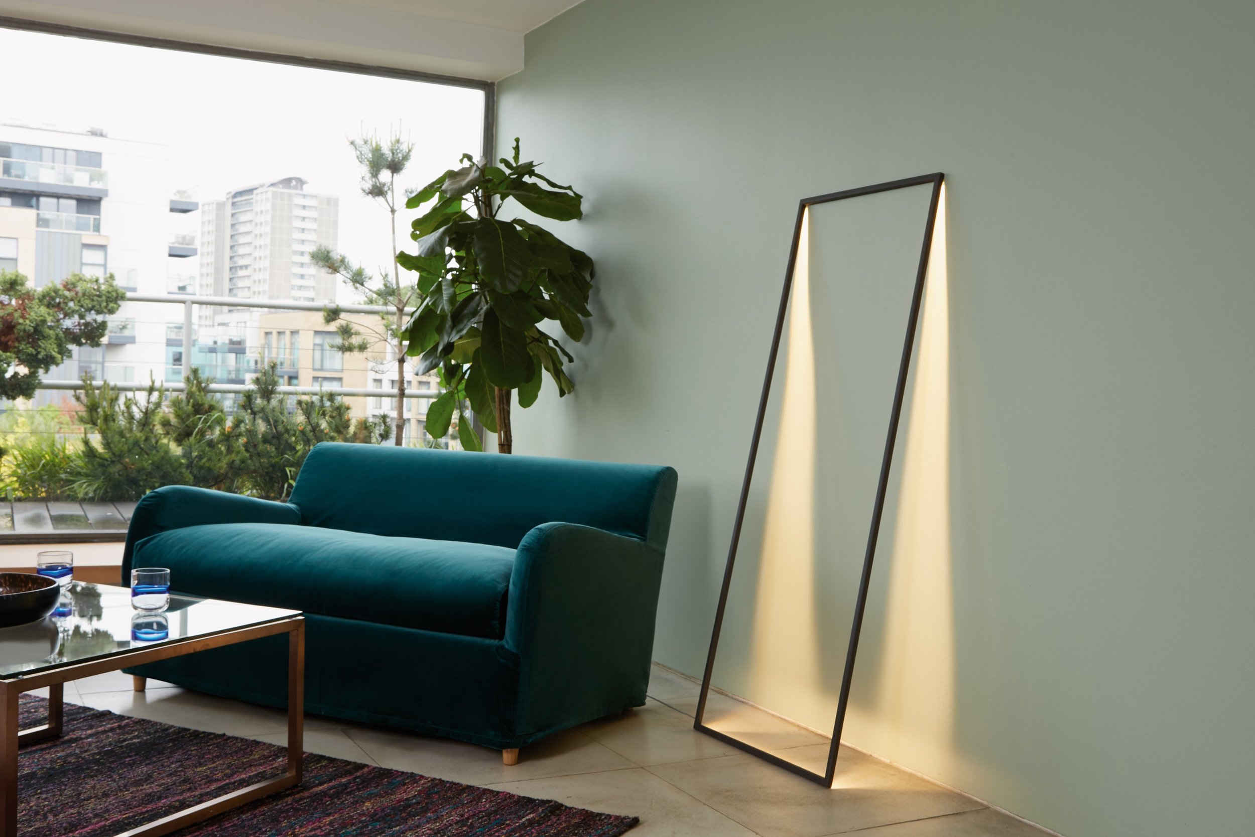 NEW AW17 Shadow floor lamp.jpg