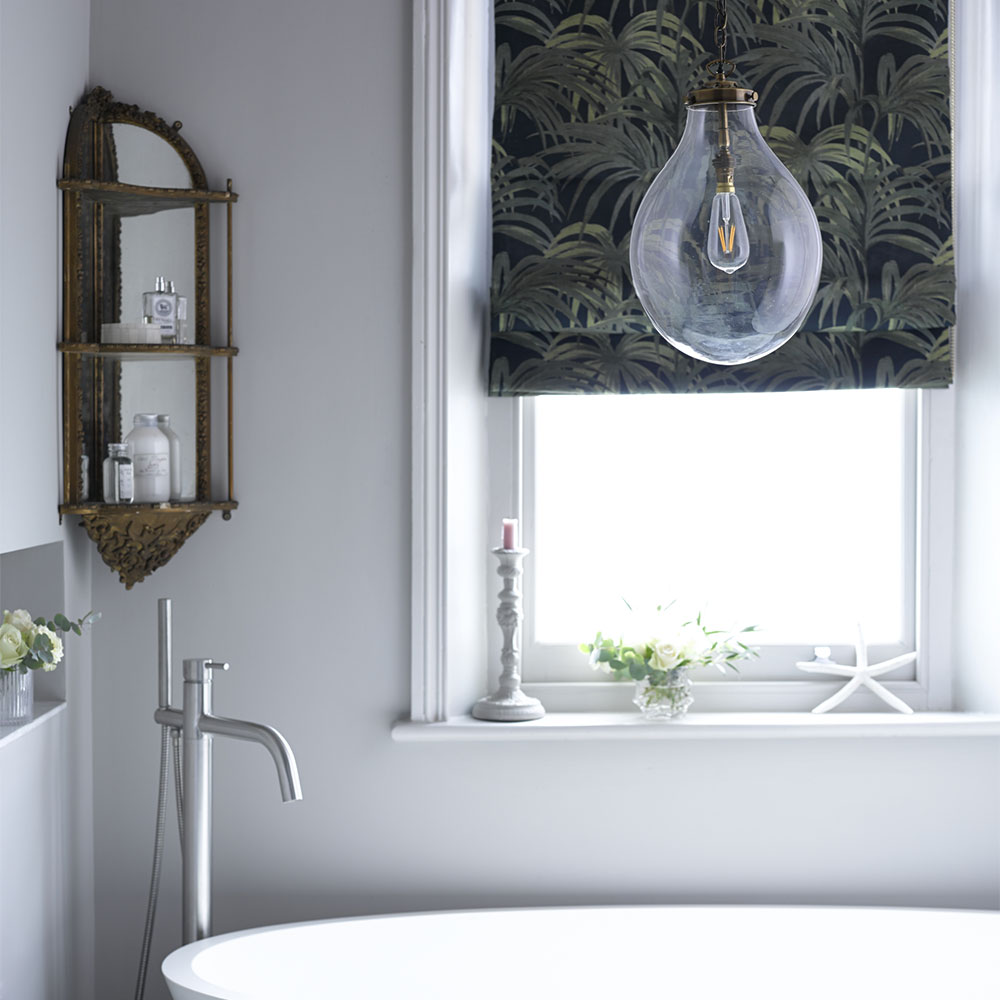 Pooky-Bulbus-hanging-light.jpg