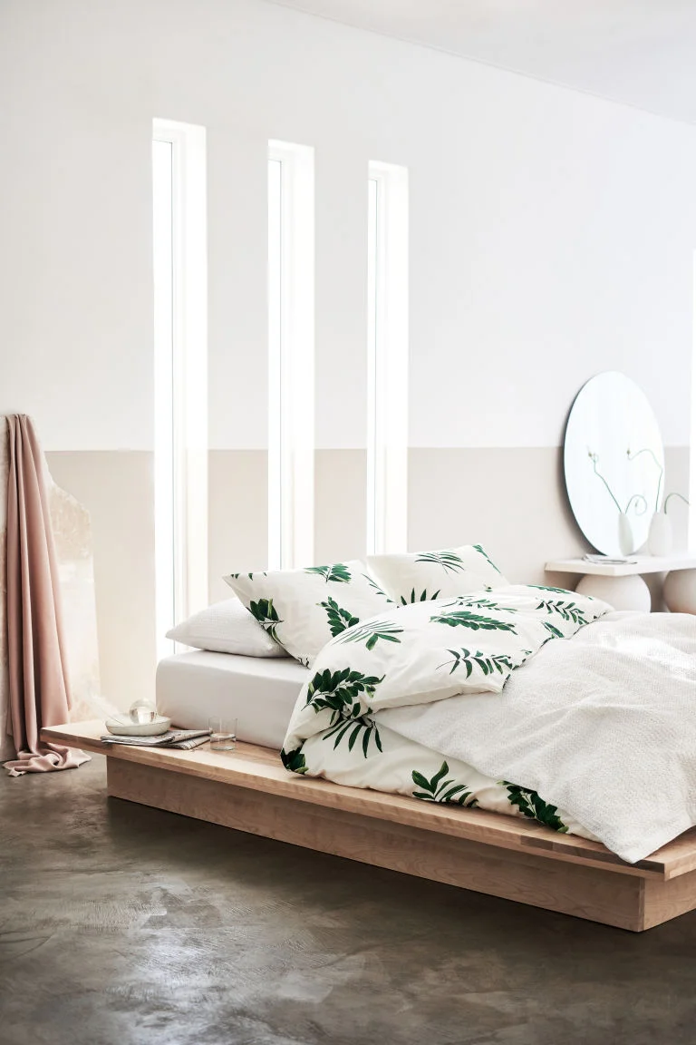 LIV for Interiors / 15 Things you need to take to university