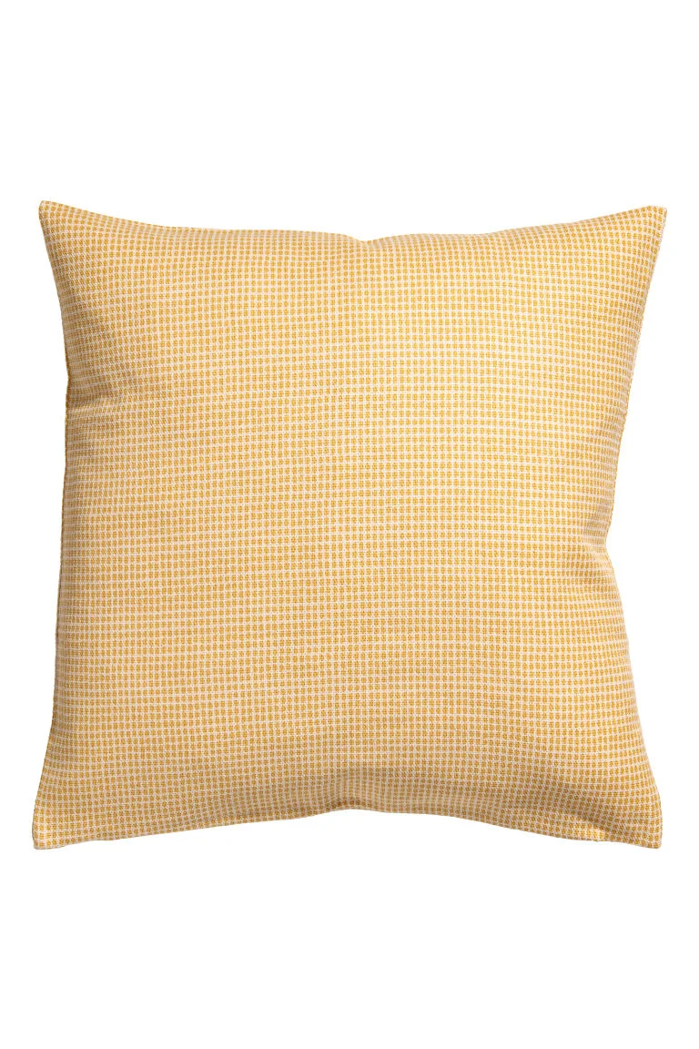 LIV for Interiors / 15 Things you need to take to university