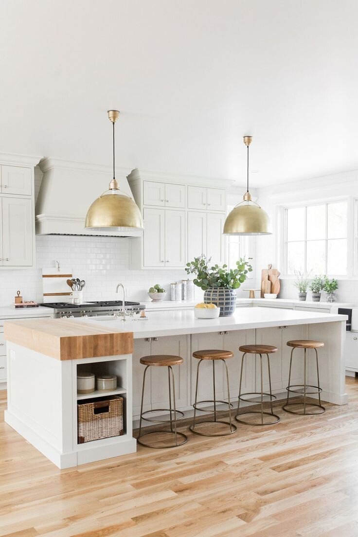 House & Home - 15+ Tidy Kitchens That Will Inspire You To Show Off Your  Cookware