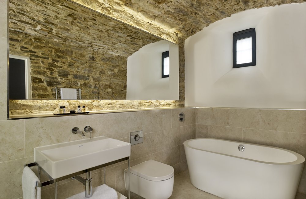 Bodmin Jail Hotel featuring Waters Baths of Ashbourne
