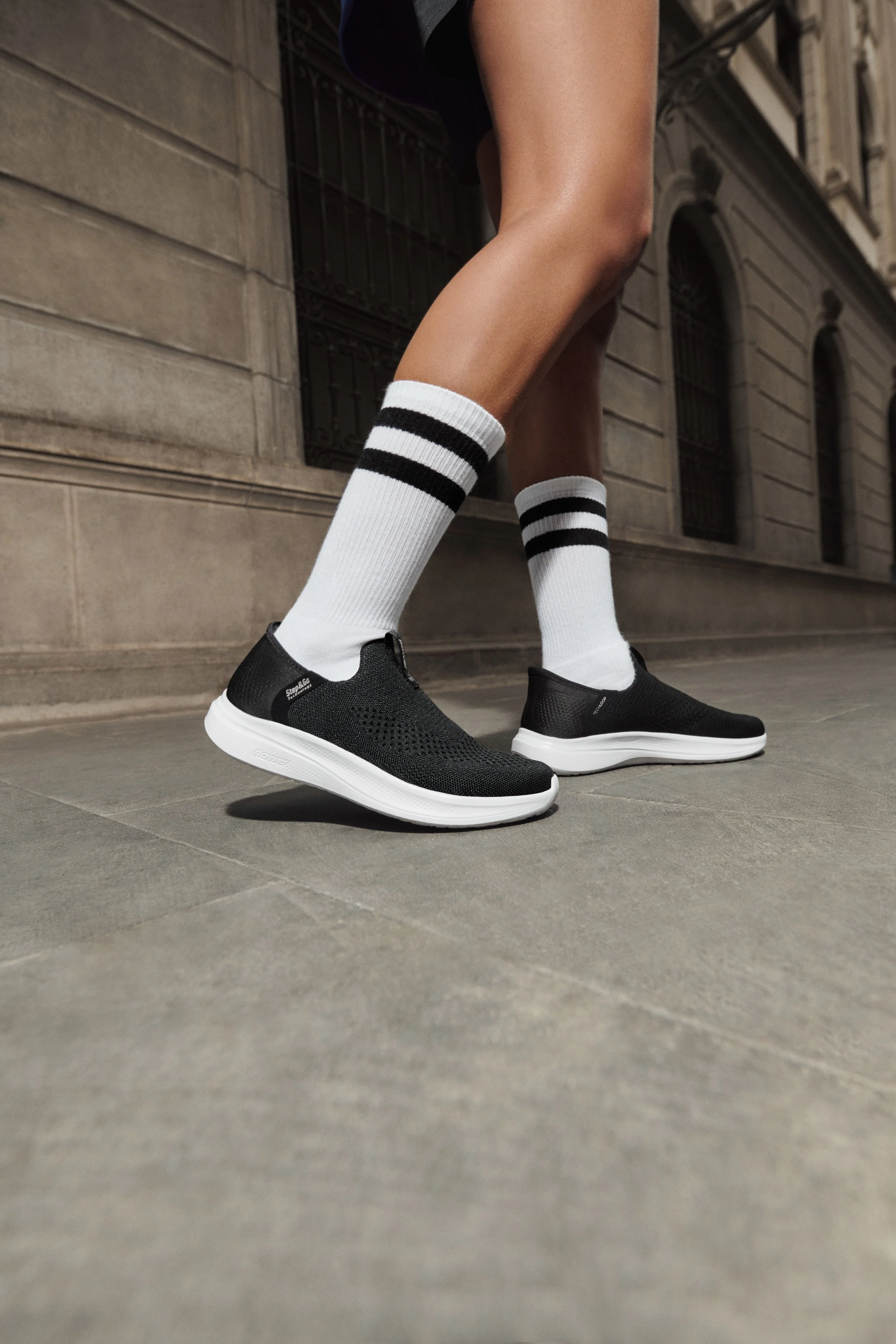 BATA 14-07-2365619_1.jpg